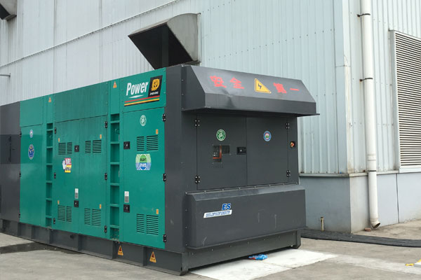 汝阳燃油滤清器的更换流程是怎样的？