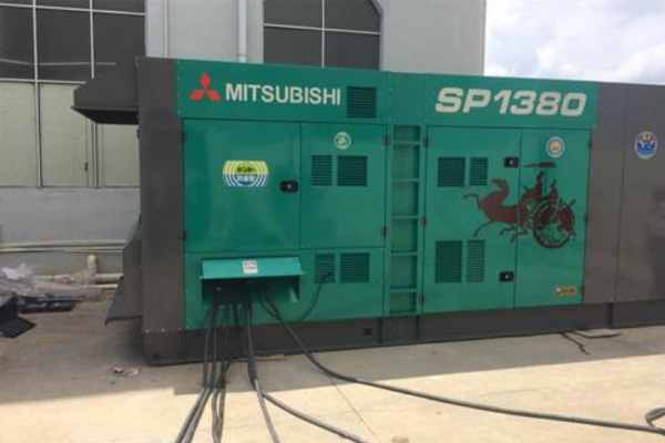 汝阳为什么有些柴油发电机组的输出电压可以调节？