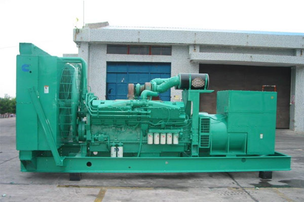 汝阳工厂发电机应急发电时如何更准确地检查发电机状态？