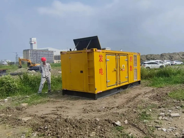 汝阳200KW柴油发电机机组每小时的油耗量受哪些因素影响？